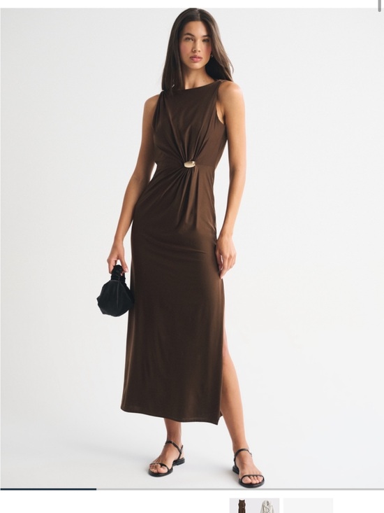 Abercrombie & Fitch Dresses & Skirts - A& F Sleeveless Brown Twist-Front Maxi Dress